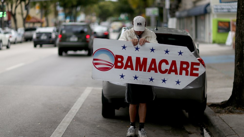 Image: Deadline Approaches To Signup For Health Insurance Under Affordable Care Act
