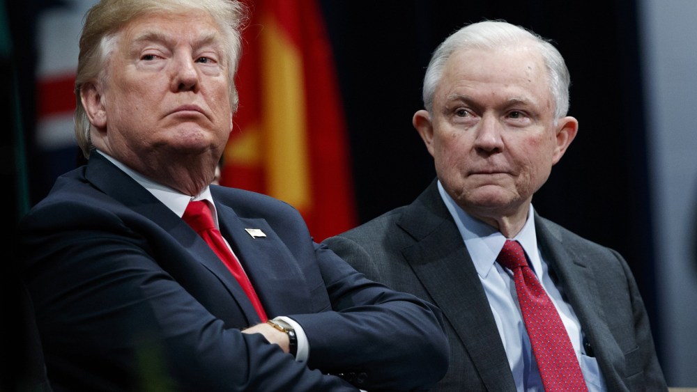 Donald Trump,Jeff Sessions