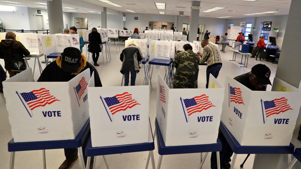 Image: Cleveland vote poll station
