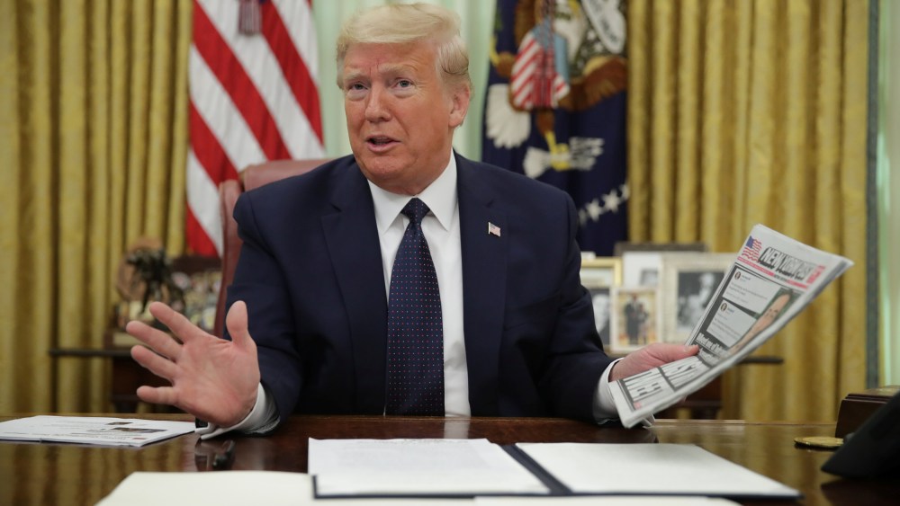 Image: President Trump signs executive order regarding social media companies at the White House in Washington
