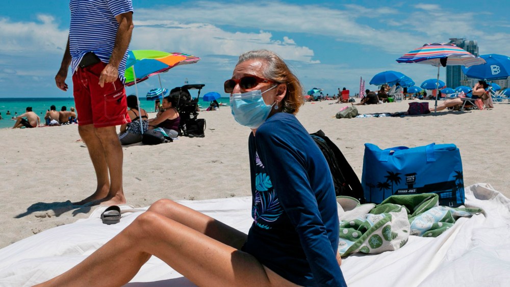 US-HEALTH-VIRUS-TOURISM-ECONOMY-tourism-health-epidemic-pandemic