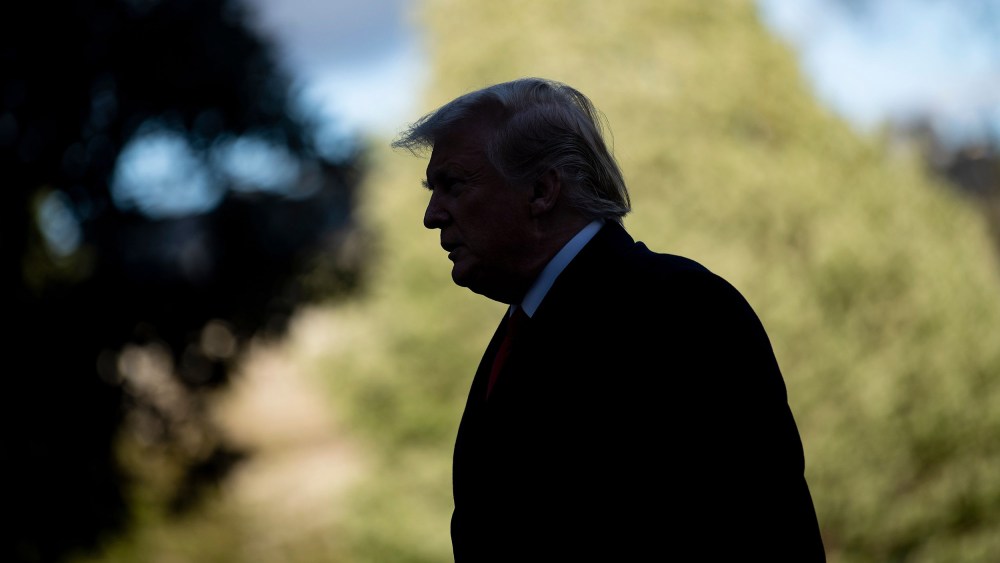 Image: President Donald Trump returns to the White House.