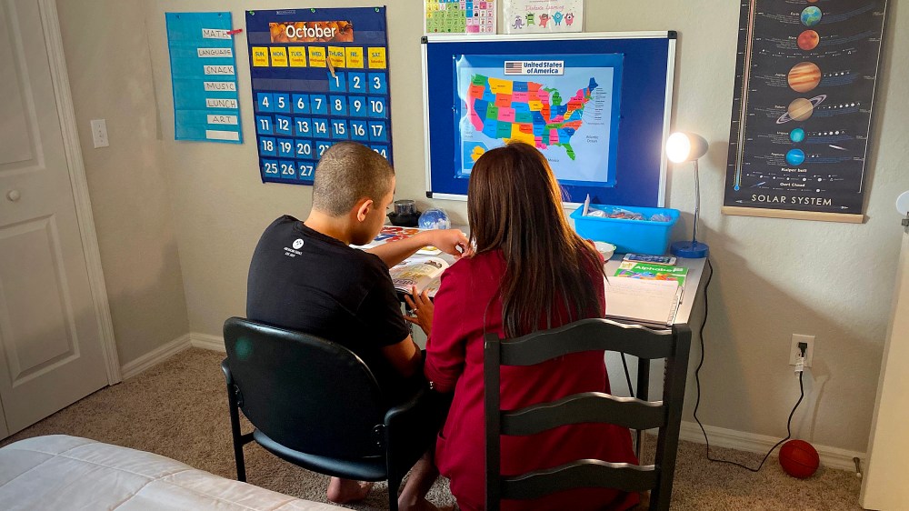 Image: US-HEALTH-VIRUS-VOTE-ECONOMY-EMPLOYMENT-WOMEN