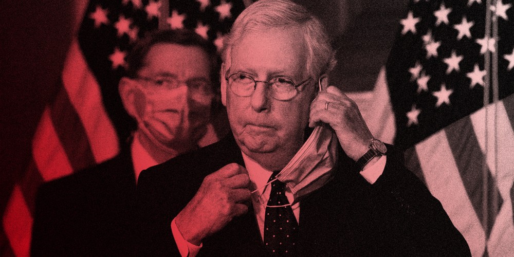 Image: Mitch McConnell taking off his mask