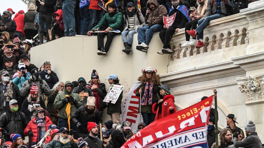 Image: Trump supporters protest during a Stop the Steal rally at the U.S. Capitol