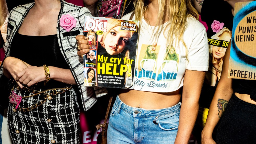 Image: #FreeBritney activists gather outside of the Stanley Mosk Courthouse during a conservatorship hearing for Britney Spears on June 23, 2021 in Los Angeles.