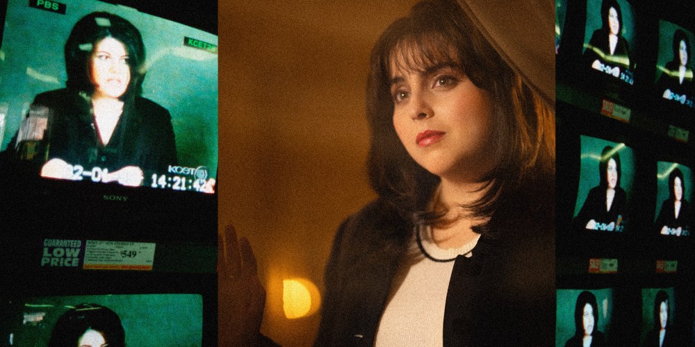 Image of Beanie Fieldstein as Monica Lewinsky as Monica Lewinsky on American Crime Story: Impeachment juxtaposed over an archival image of TV screens showing Monica Lewinsky.