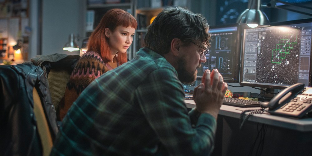 Image: Jennifer Lawrence and Leonardo DiCaprio in a movie still from "Don't Look Up".