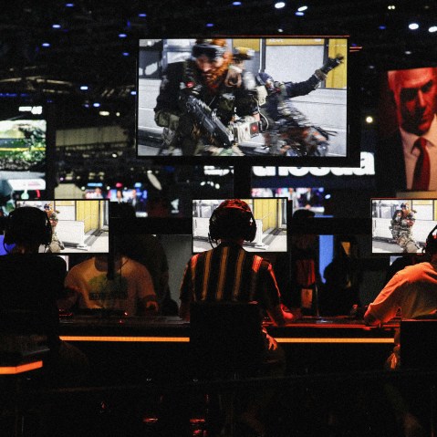 Image: Attendees play the Activision Blizzard game "Call of Duty: Black Ops 4" at the E3 Electronic Entertainment Expo in Los Angeles in 2018.