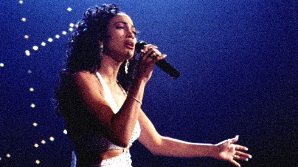 Image: Jennifer Lopez as Selena in the movie "Selena".