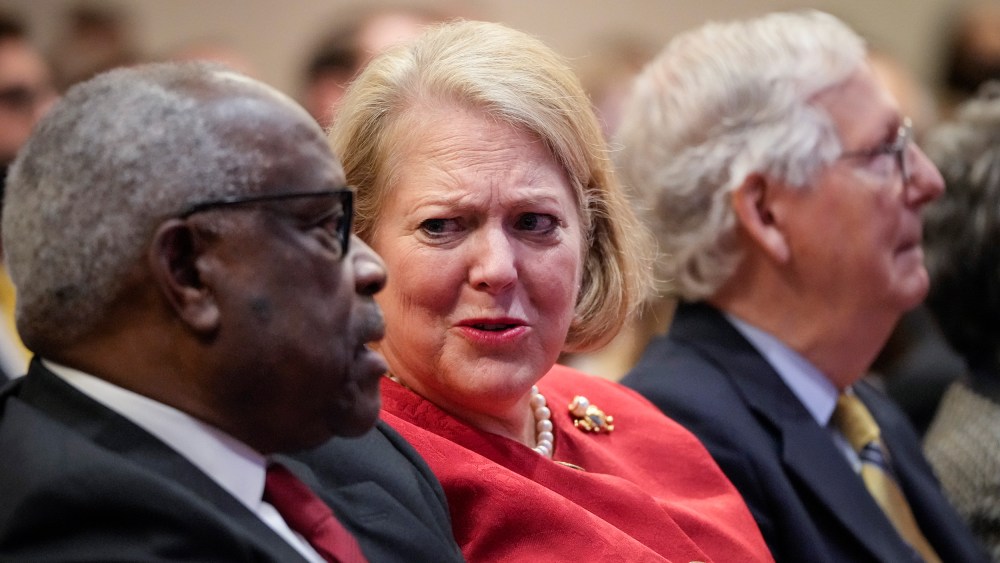 Image: Clarence Thomas, Virginia Thomas and Mitch McConnell