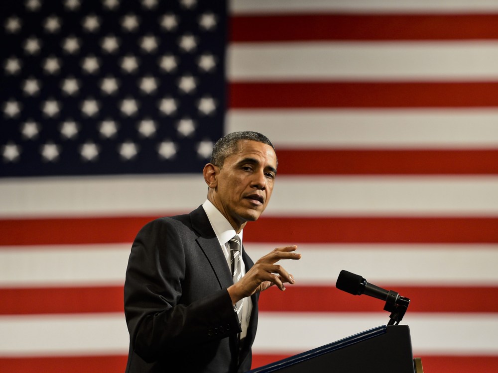 US President Barack Obama speaks at Hyde Park Academy in Chicago, Illinois, USA, 15 February 2013. Obama is calling for a raise to the federal minimum wage, job training and marriage for low income families on his post State of the Union tour...
