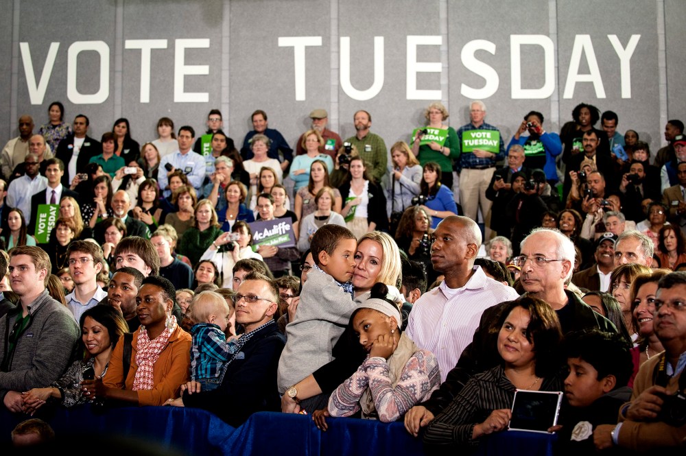 Image: Obama at McAuliffe Campaign Event