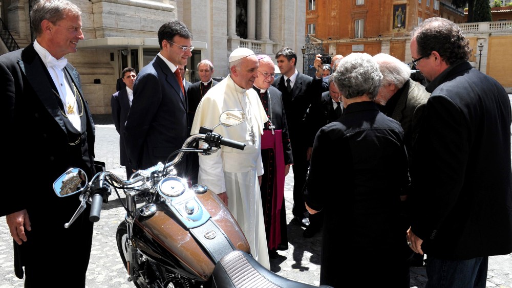 Harley-Davidson of Pope Francis to be auctioned