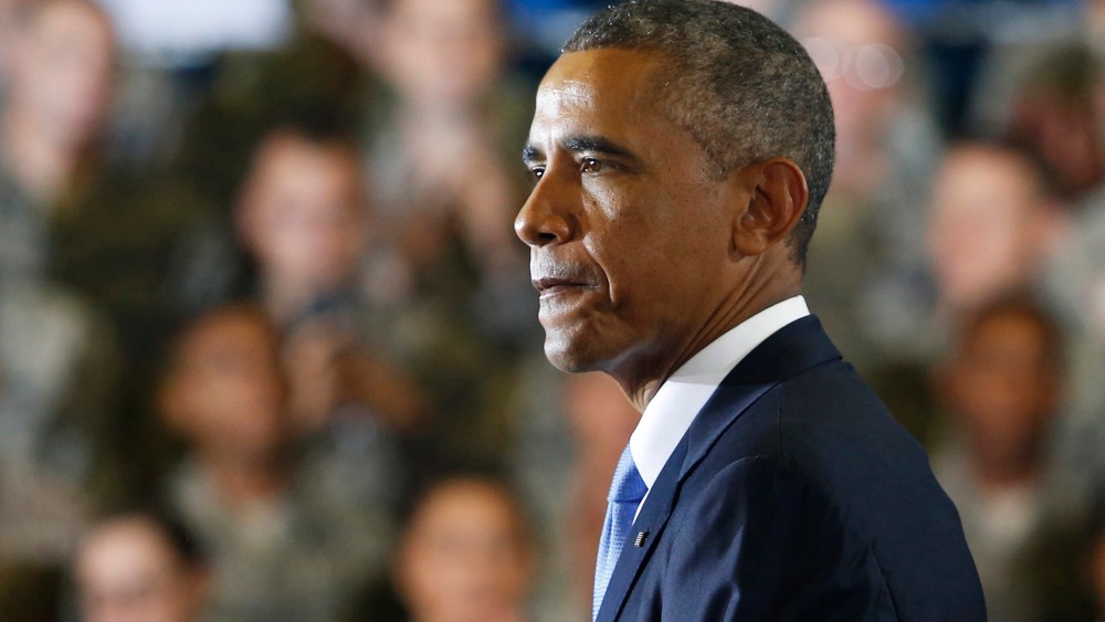 Barack Obama addresses the media following briefings with US Central Command officials on the Islamic State (IS) militant group during a visit to MacDill Air Force Base in Tampa, Florida, Sept. 17, 2014. Photo by Brian Blanco/EPA.