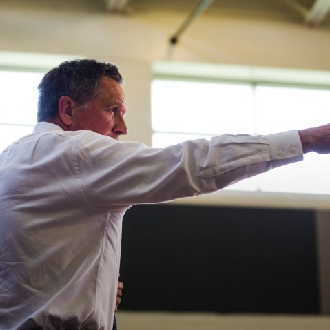 Republican Presidential candidate John Kasich speaks at a town hall at Thomas Farms Community Center in Rockville, Md., April 25, 2016. (Photo by Jim Lo Scalzo/EPA)