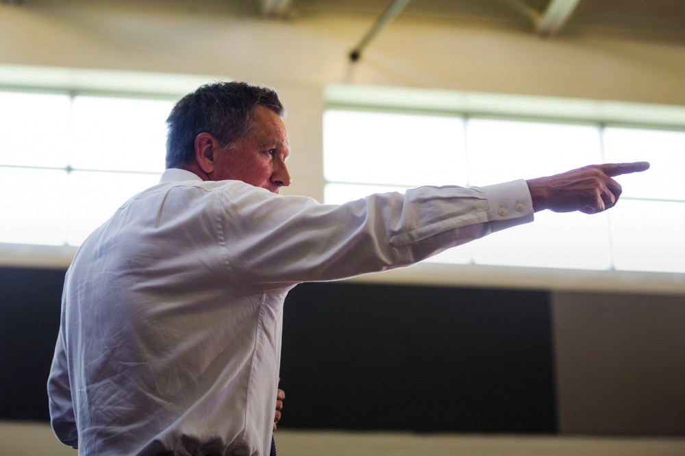 Republican Presidential candidate John Kasich speaks at a town hall at Thomas Farms Community Center in Rockville, Md., April 25, 2016. (Photo by Jim Lo Scalzo/EPA)