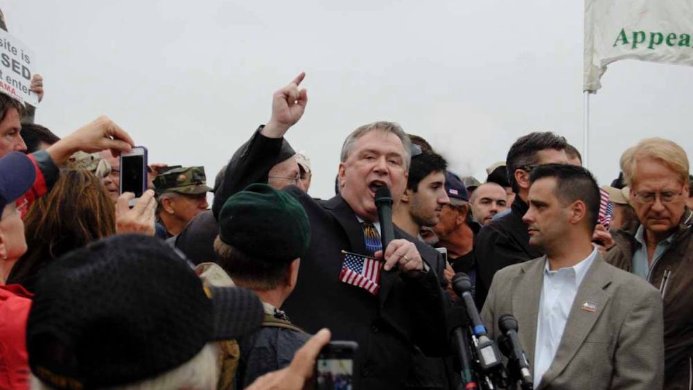 Congressman Steve Stockman, R-Texas, addresses protesters at the World War II Memorial in Washington, D.C., October 13, 2013.