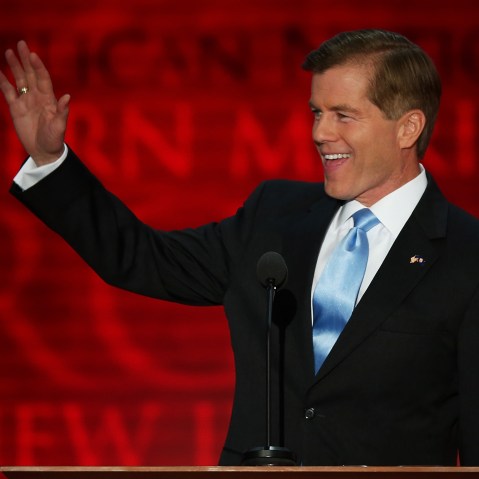File Photo: Virginia Gov. Bob McDonnell waves as he takes the stage during the Republican National Convention at the Tampa Bay Times Forum on August 28, 2012 in Tampa, Florida. Today is the first full session of the RNC after the start was delayed due...