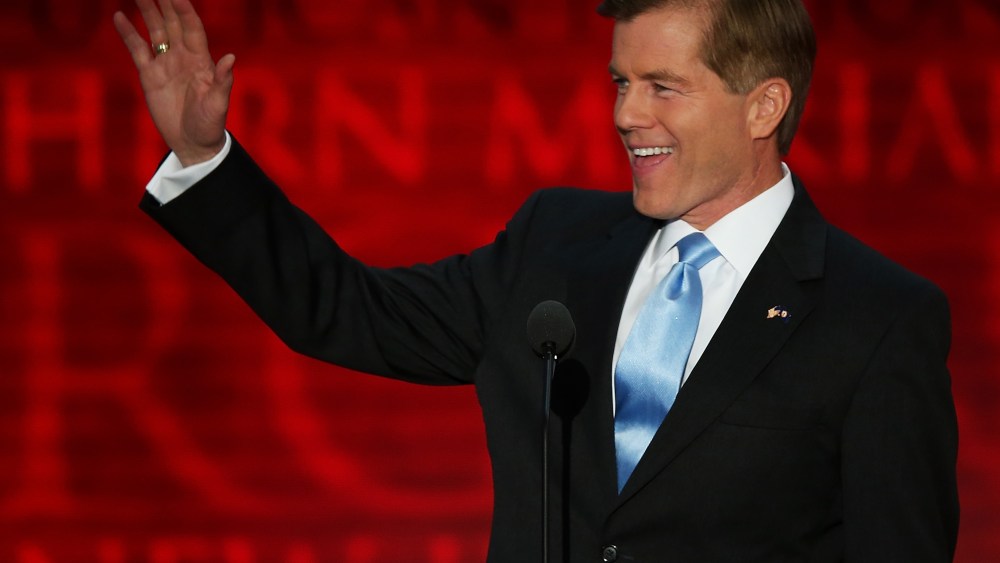 File Photo: Virginia Gov. Bob McDonnell waves as he takes the stage during the Republican National Convention at the Tampa Bay Times Forum on August 28, 2012 in Tampa, Florida. Today is the first full session of the RNC after the start was delayed due...