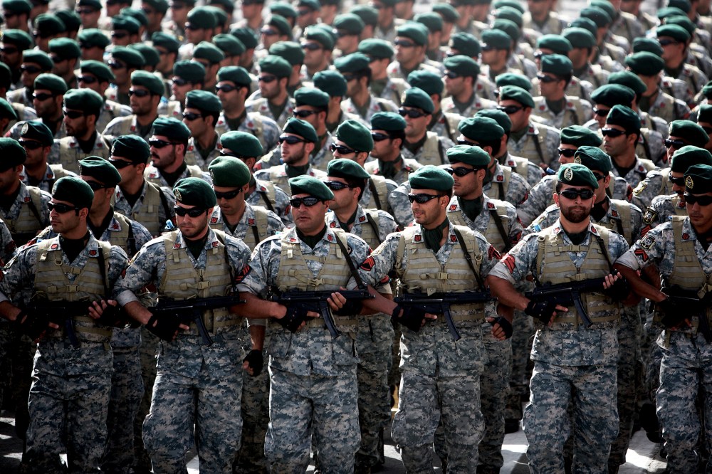 Iranian army's special forces march during the Army Day parade in Tehran, April 18, 2013.