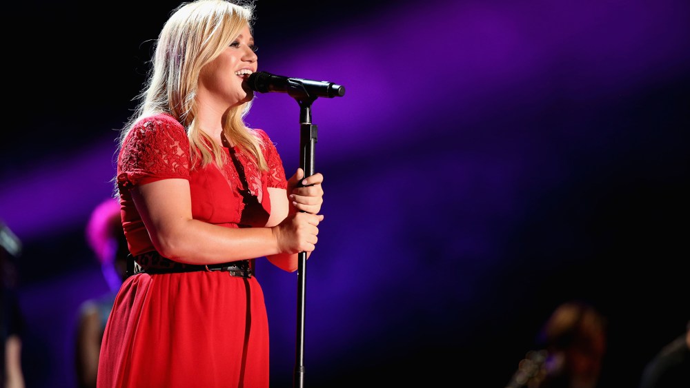 Singer Kelly Clarkson performs during the 2013 CMA Music Festival on June 8, 2013 at LP Field in Nashville, Tenn. (Photo by Christopher Polk/Getty)