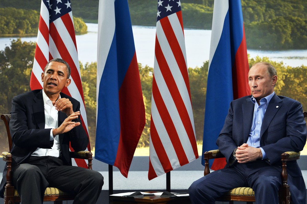 US President Barack Obama and Russian President Vladimir Putin hold a bilateral meeting in Northern Ireland, June 17, 2013.