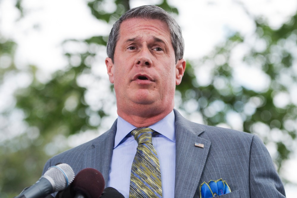 Sen. David Vitter speaks at a news conference outside of the Capitol, June 20, 2013.