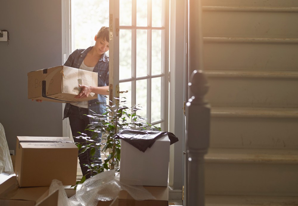 Single women have been the second-largest home-buying group behind married couples since at least 1981