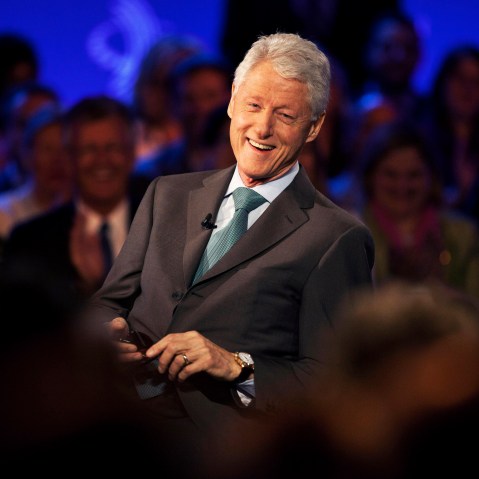 Former U.S. President Bill Clinton smiles during a taping of CNN's Piers Morgan Tonight at the annual Clinton Global Initiative (CGI) meeting on Sept. 25, 2013 in New York City. (Photo by Ramin Talaie/Getty Images)