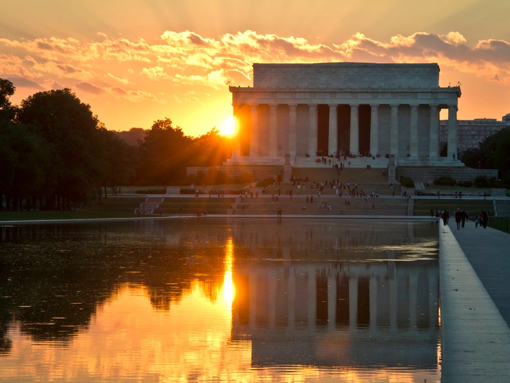 Shutdown Social Media - 10/01/2013