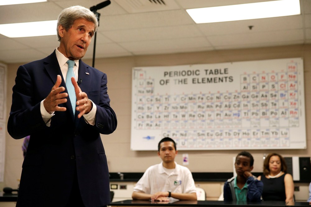 Secretary of State John Kerry (L) speaks about ocean policy and other environmental issues to students at Montgomery Blair High School in Silver Spring, Md., June 1, 2016. (Photo by Gary Cameron/Reuters)