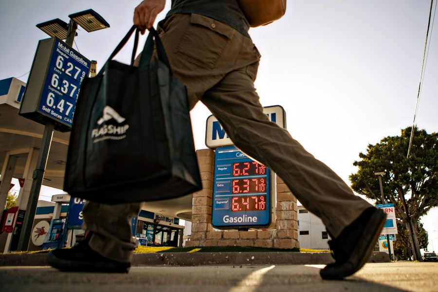 Gas prices continue to raise in the Southland