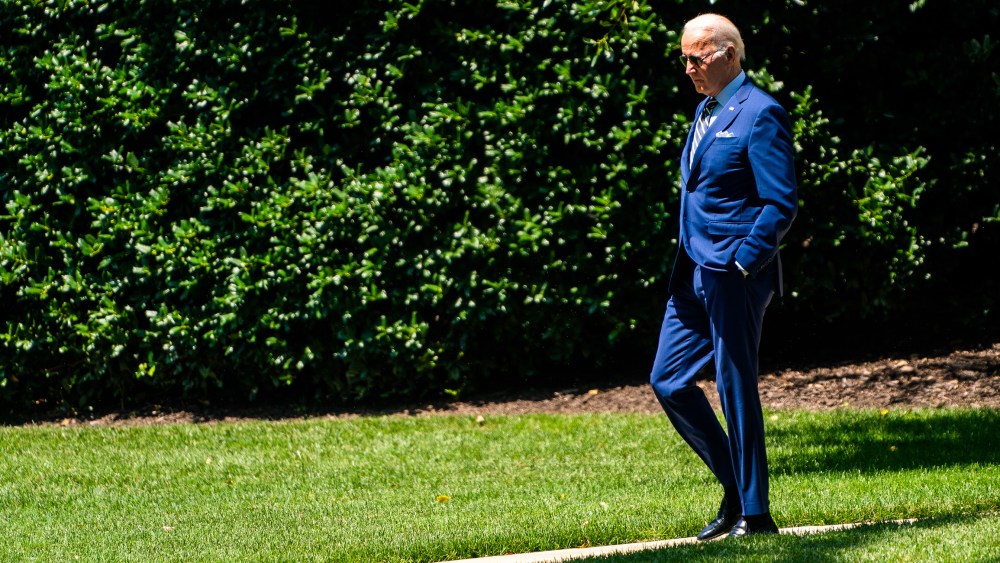 Image: President Joe Biden walks to Marine One on the South Lawn of the White House on July 20, 2022.