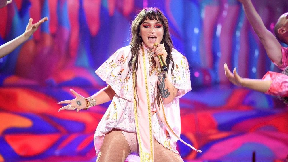 Kesha at the American Music Awards in 2019.