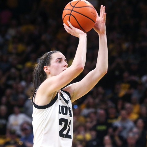 Iowa's Caitlin Clark makes a record-breaking basket