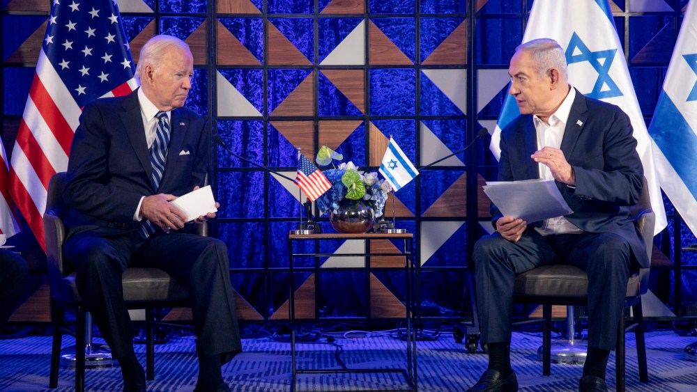 President Joe Biden, left, meets with Israeli Prime Minister Benjamin Netanyahu