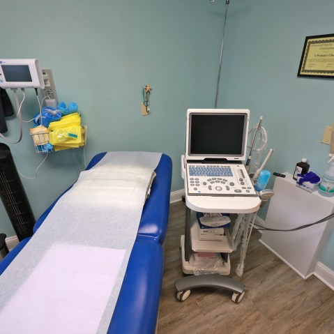 Women's Clinic Prepares For Enactment Of Florida's New Restrictive Abortion Law