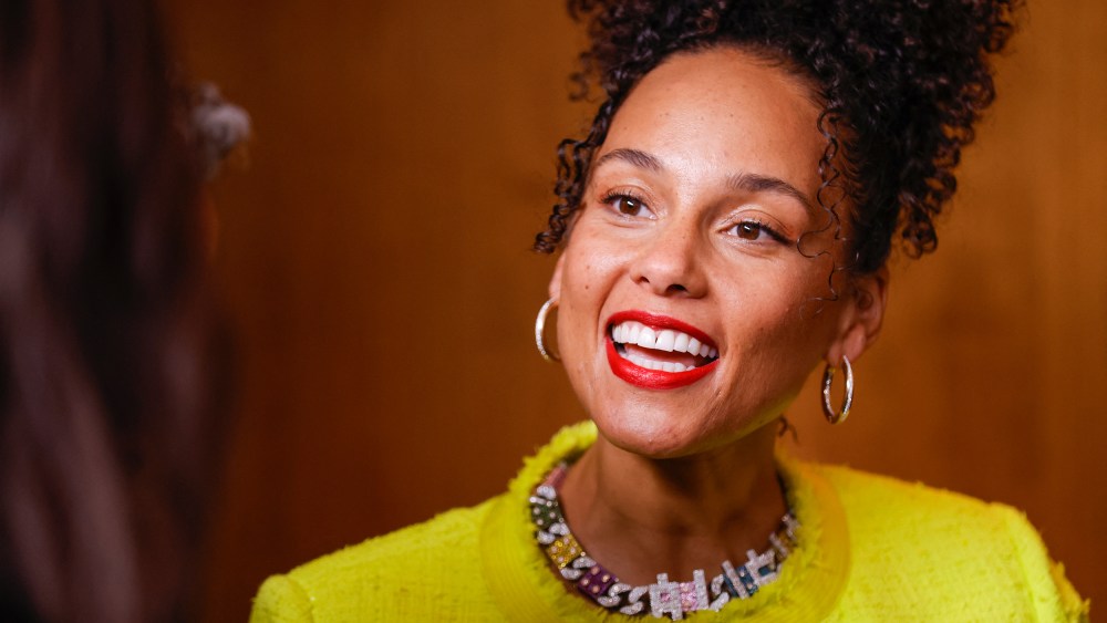 Alicia Keys smiles