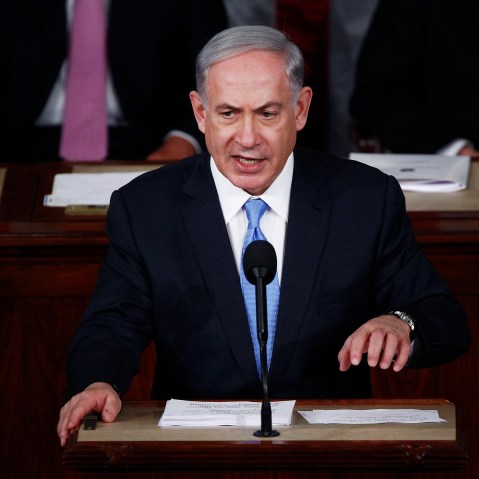 Minister Benjamin Netanyahu speaks