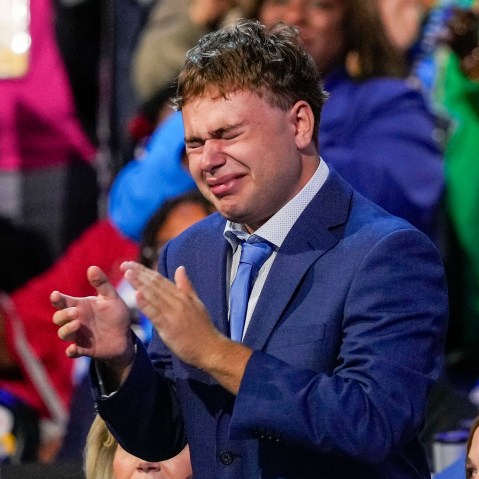 Image: emotion emotional cry gus walz chicago dnc tim walz son