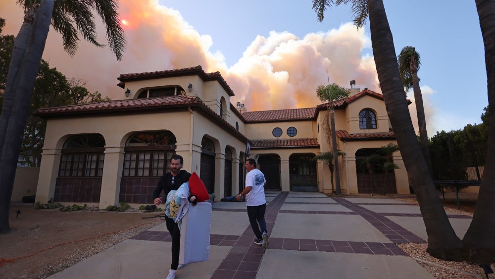 Pacific Palisades evacuation, wildfire