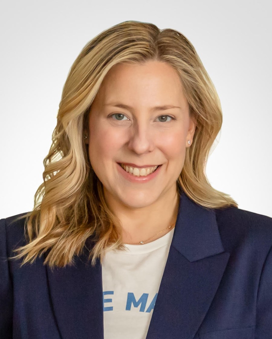 Liuba Grechen Shirley.