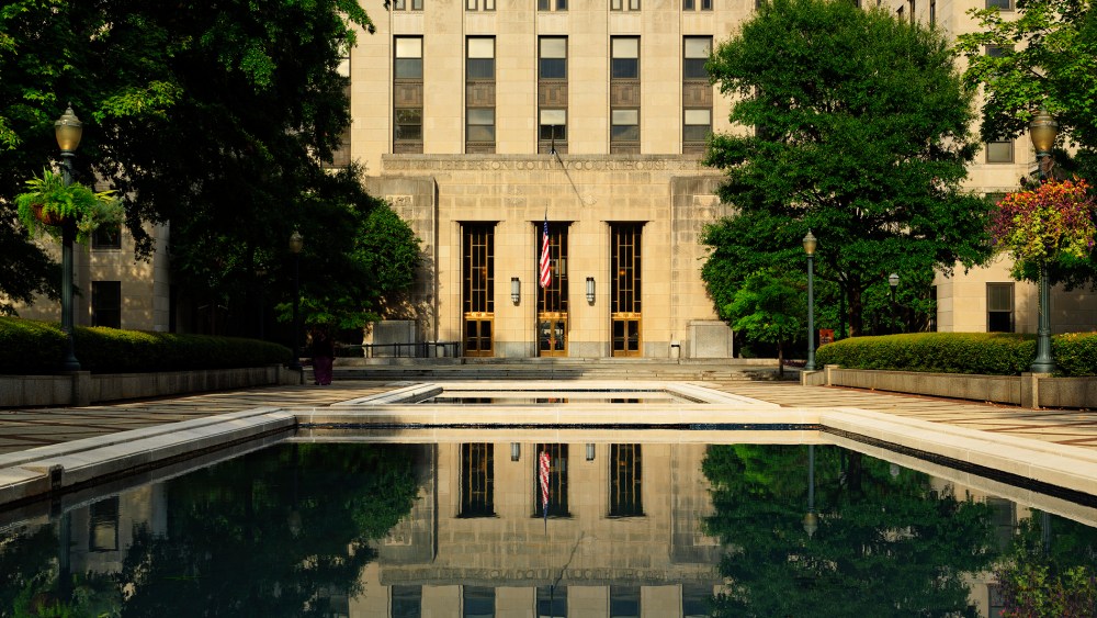 Jefferson County Courthouse in Linn Park, Birmingham, Ala., in 2012. (Photo by Richard Cummins/Corbis)