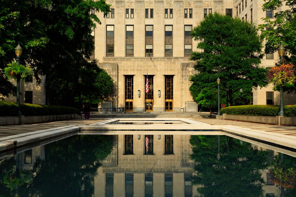 Jefferson County Courthouse in Linn Park, Birmingham, Ala., in 2012. (Photo by Richard Cummins/Corbis)