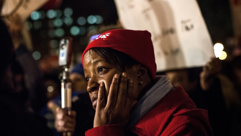 Fast Food Workers Organize Nat'l Walkout Over Low Wages