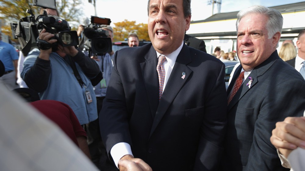 New Jersey Gov. Chris Christie campaigns with Maryland Republican gubernatorial candidate Larry Hogan on Oct. 28, 2014. (Chip Somodevilla/Getty)