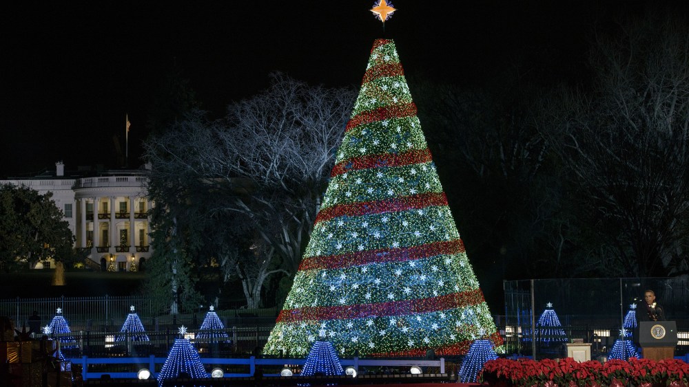 US-POLITICS-CHRISTMAS-OBAMA