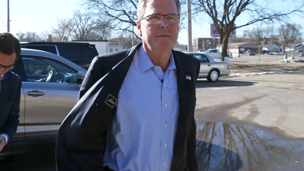 Former Florida Governor Jeb Bush arrives at the Iowa Ag Summit on March 7, 2015 in Des Moines, Iowa. (Photo by Scott Olson/Getty)