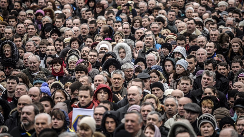 People attend a rally against Russia in Kiev's Independence square on March 2, 2014.